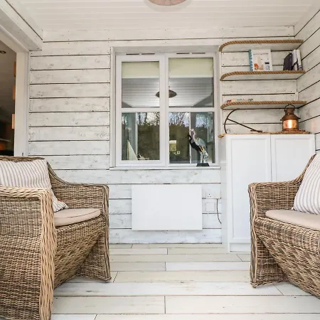 Waterside Holiday home *