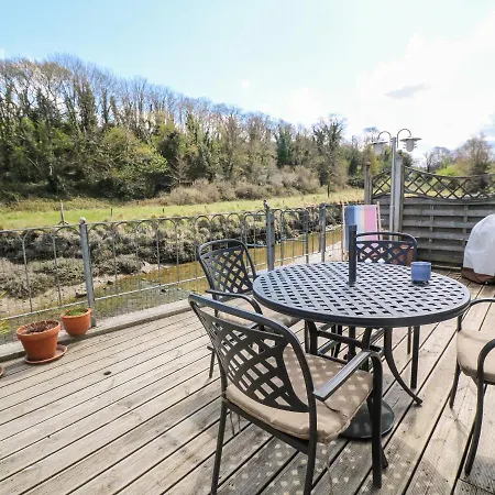Holiday home Waterside
